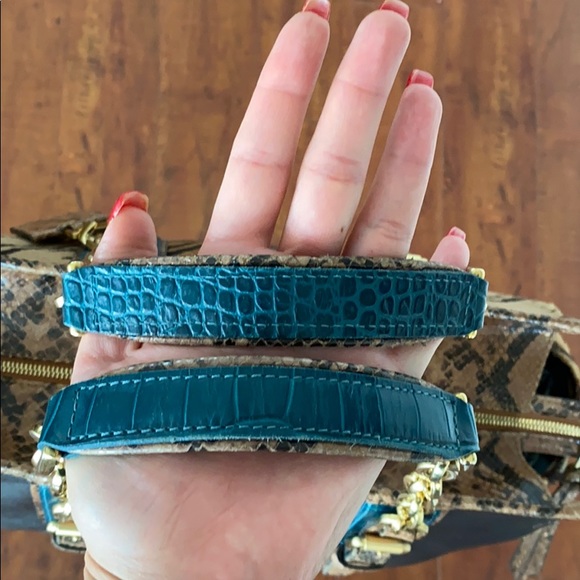 LONGCHAMP | Limited Edition Exotics Shoulder Bag - Picture 6 of 16